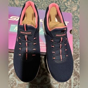 Skechers Summits Cool Classic Women's Shoe.